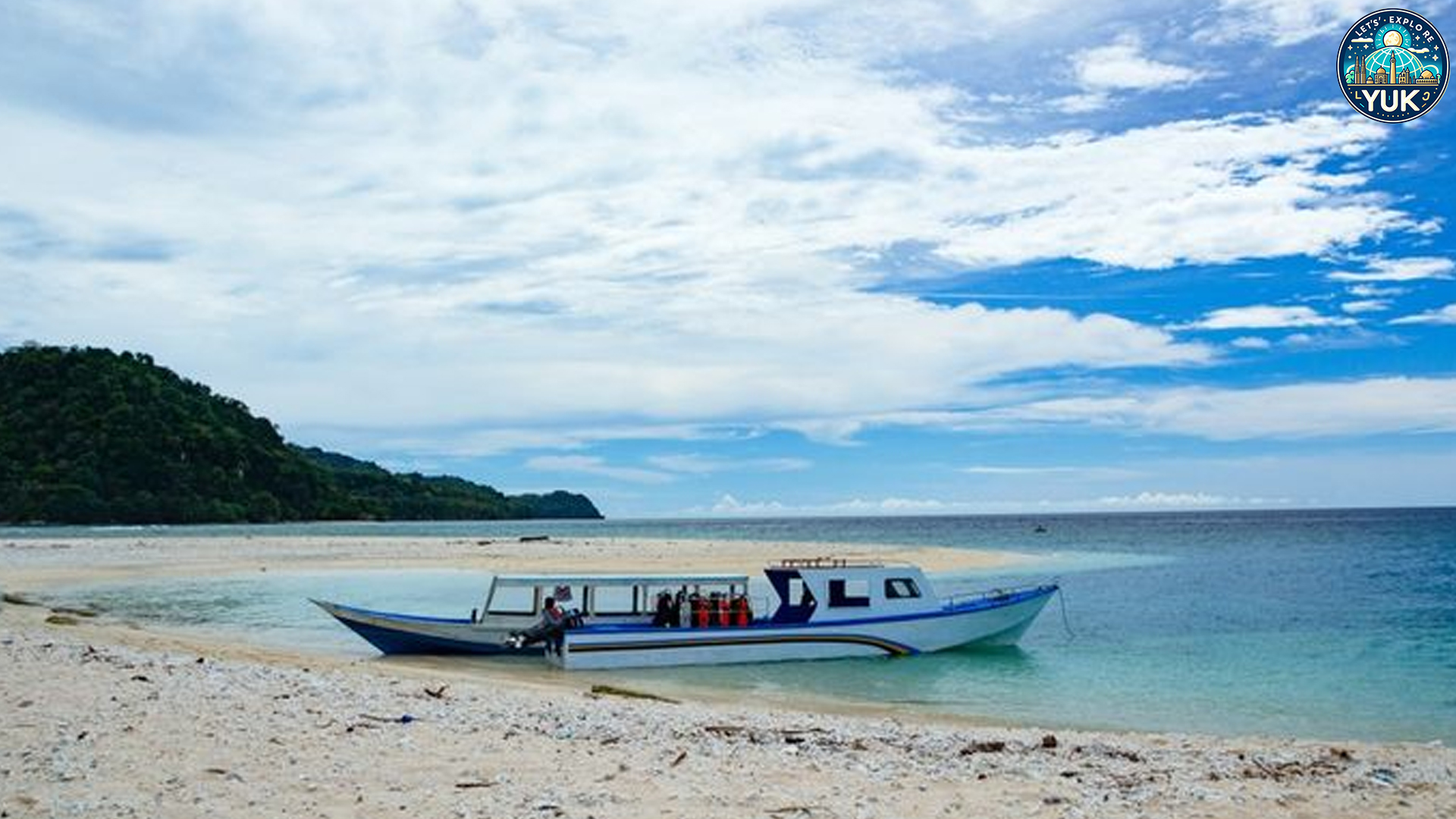 Pulau Nailaka, Surga Tersembunyi dengan Pantai Berpasir Halus