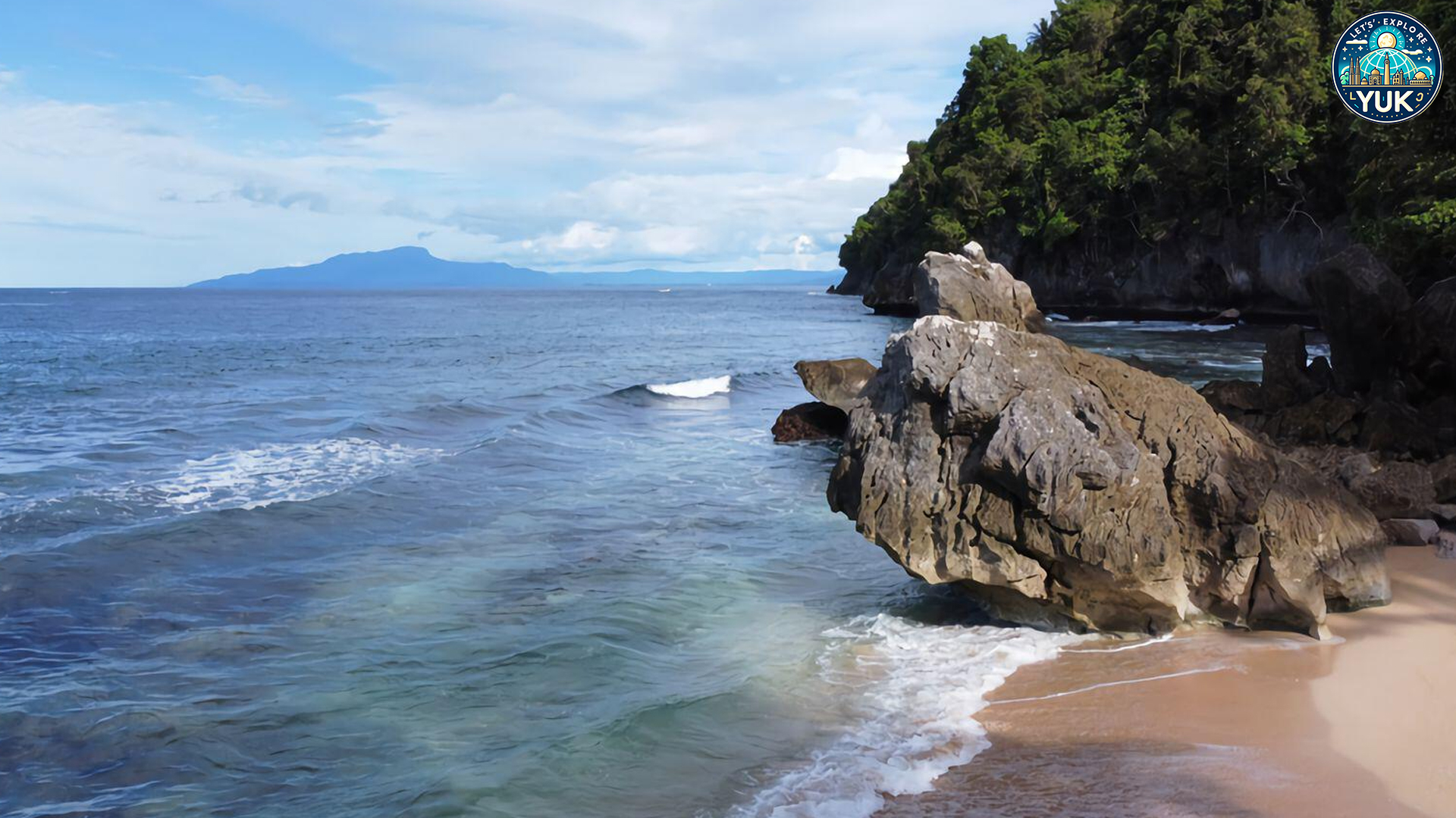 Daya Tarik Wisata Pantai Base-G: Panduan Liburan di Papua