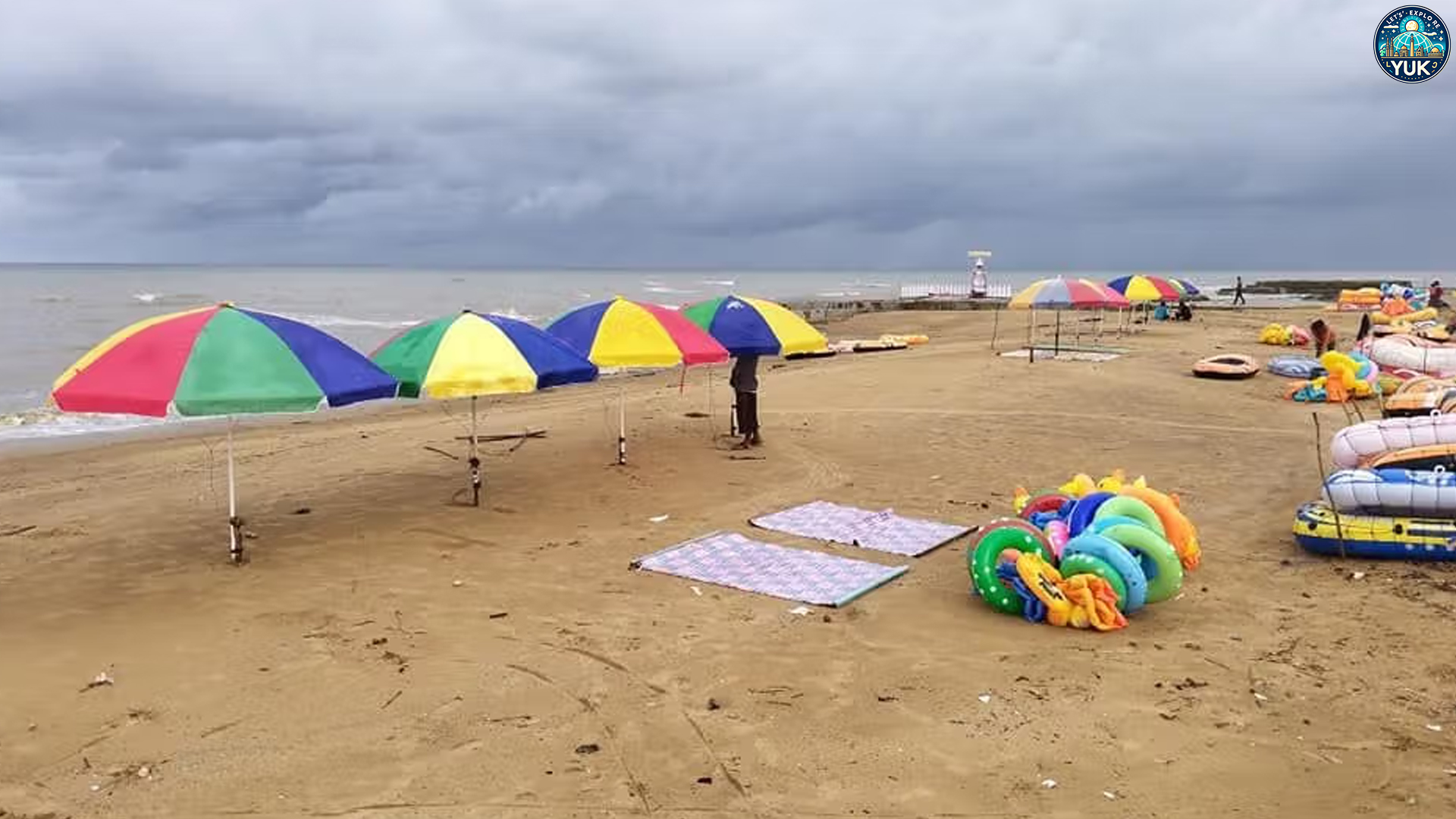 Pantai Takisung: Kombinasi Keindahan Alam dan Keheningan Laut