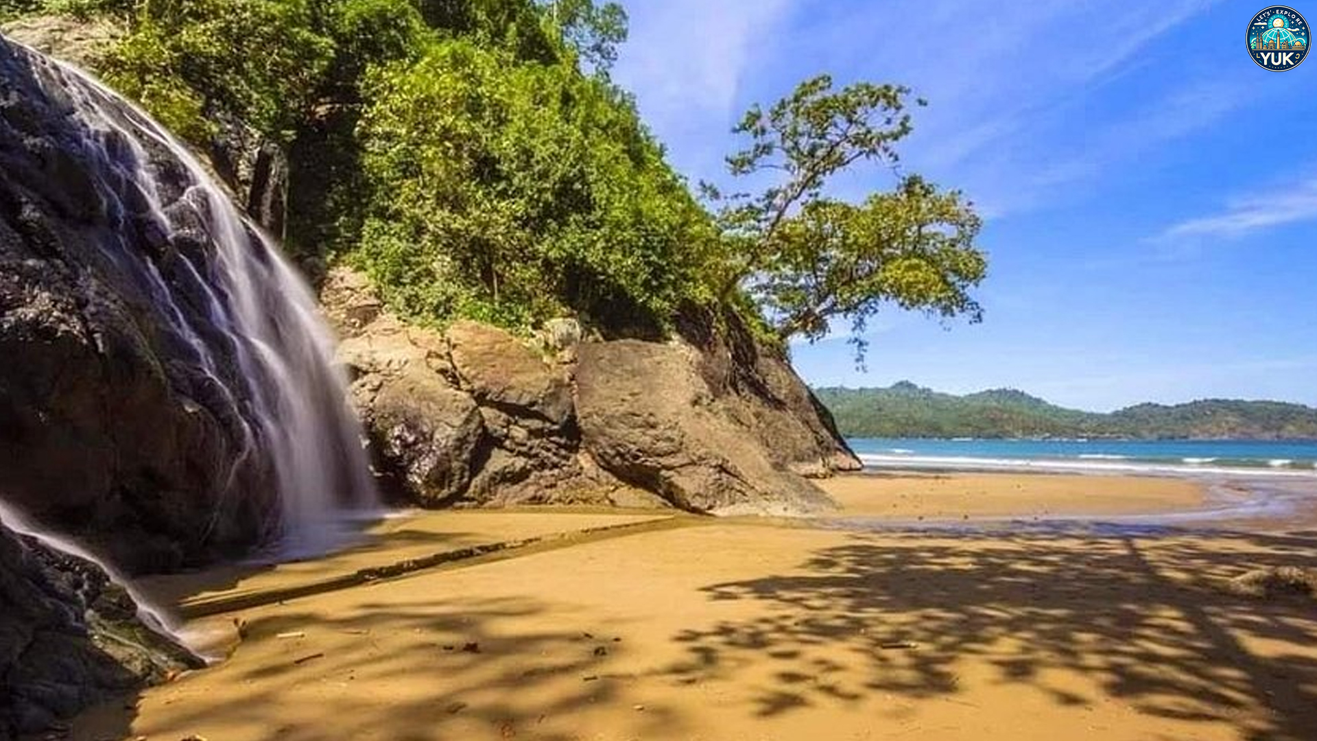 Pantai Banyu Anjlok Malang: Sensasi Alam yang Memanjakan Mata