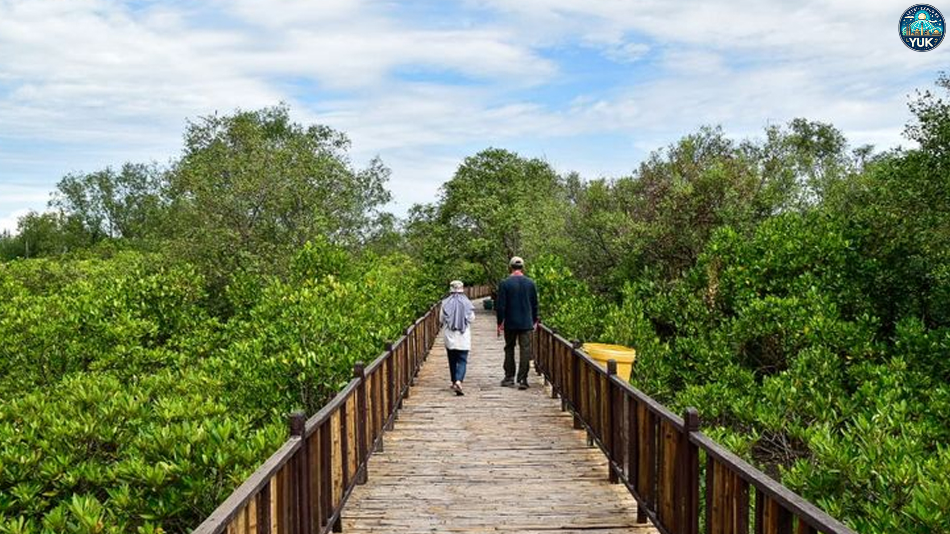 Kebun Raya Mangrove Surabaya: Tempat Rehat yang Bikin Betah