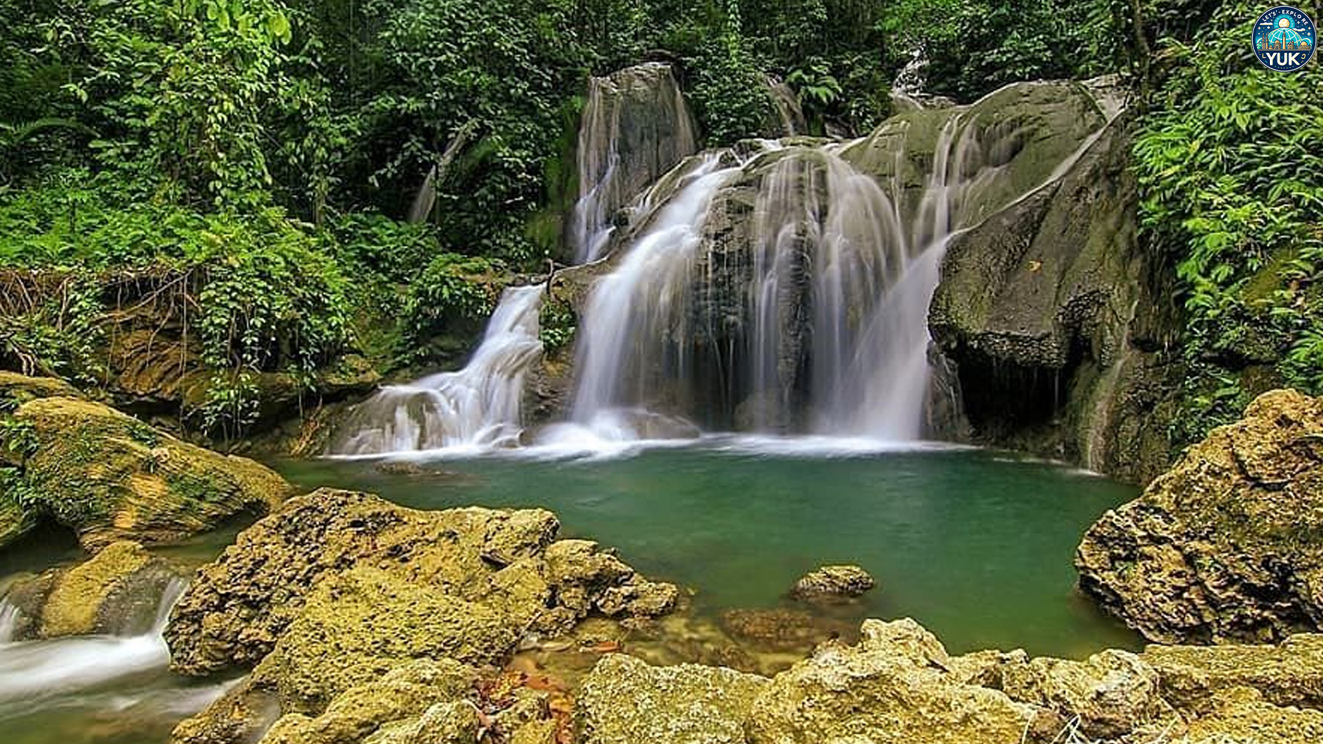 Menikmati Harmoni Alam di Air Terjun Bihewa yang Menyegarkan