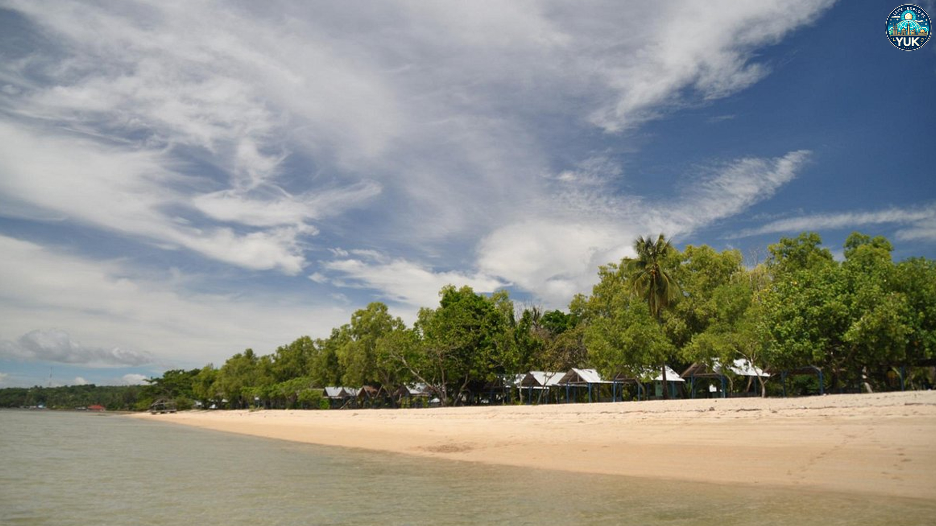 Pantai Toronipa: Tempat Santai dengan Pemandangan Eksotis