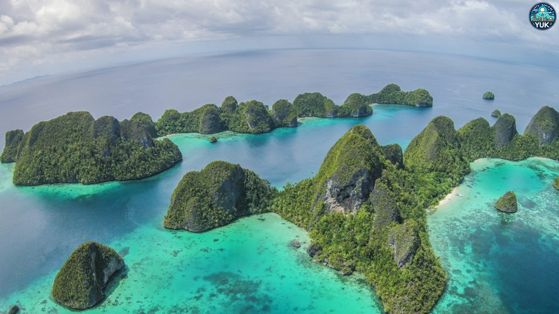 Pulau Wayag, Tempat di Mana Laut dan Langit Bertemu Indah