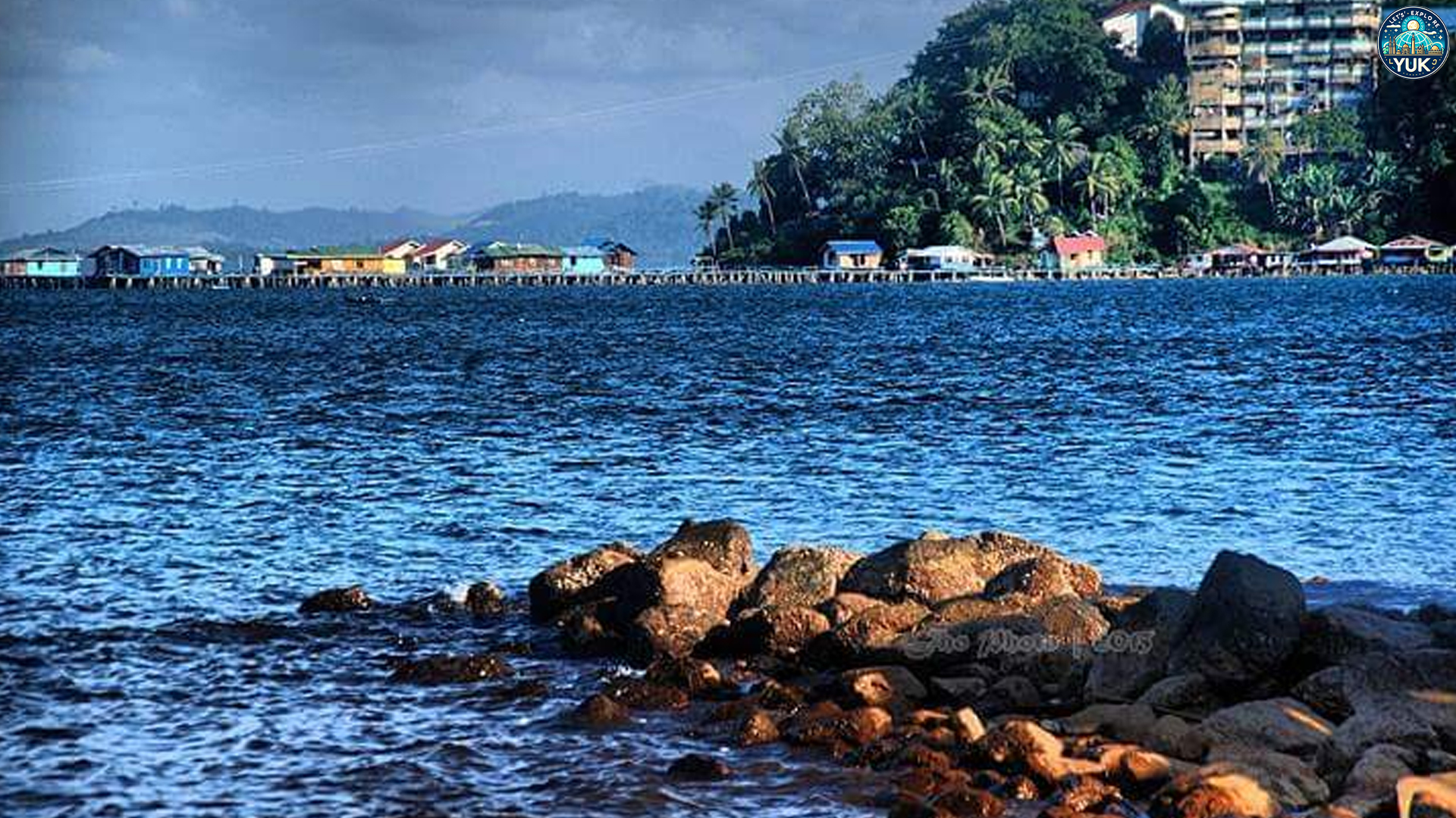 Wisata Pantai Dok 2 Jayapura yang Wajib Dikunjungi Saat Sore