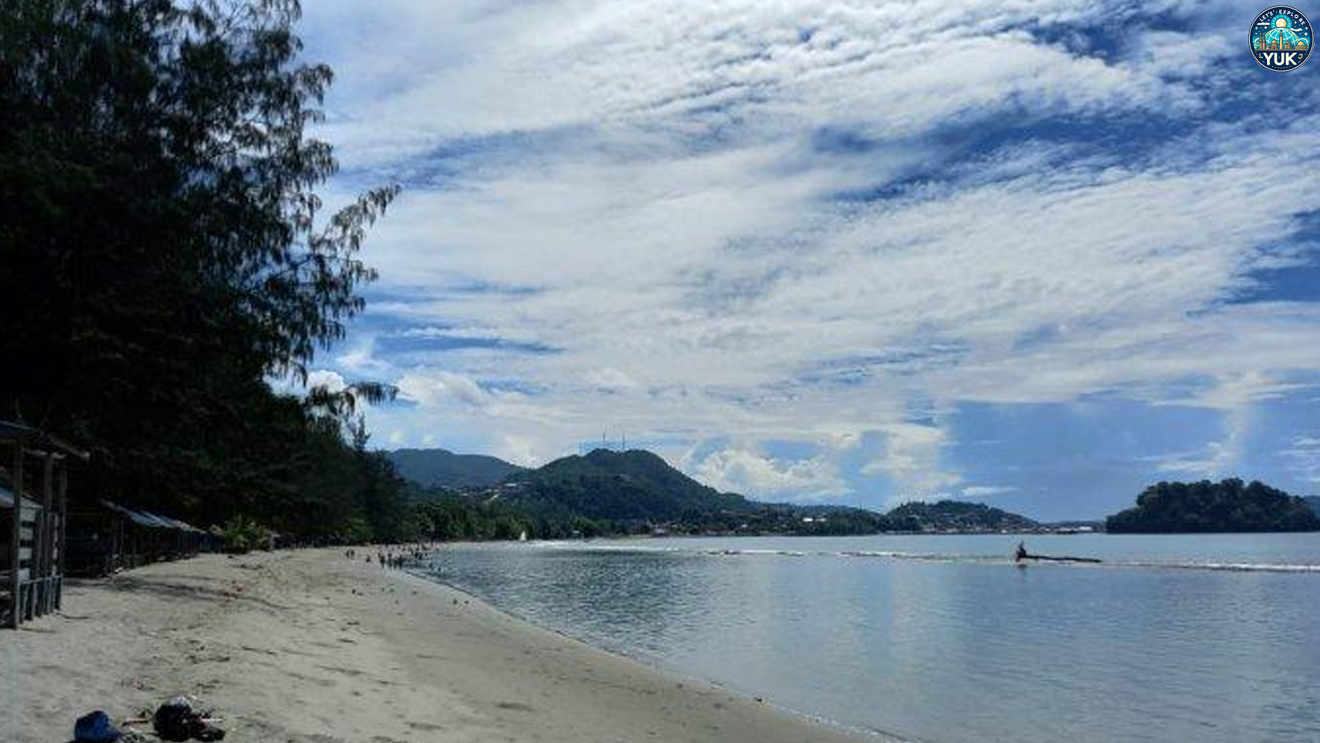 Pantai Hamadi Jayapura: Destinasi Favorit untuk Melepas Penat