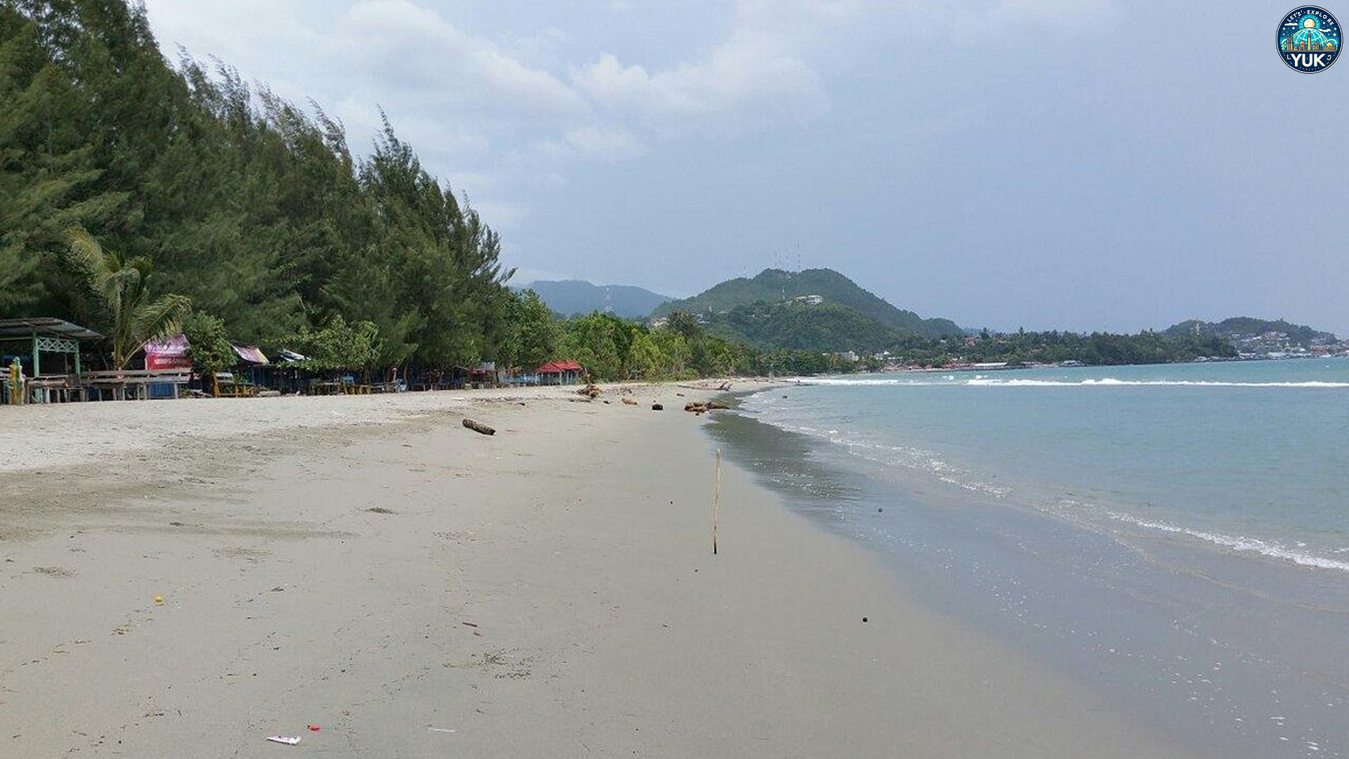 Pantai Hamadi Jayapura: Destinasi Favorit untuk Melepas Penat