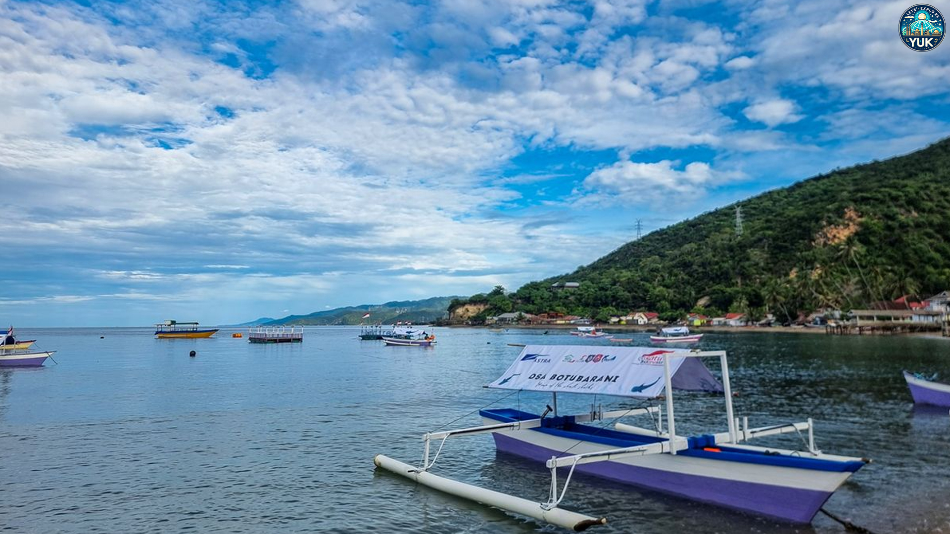 Jelajah Pantai Botubarani serta 3 Destinasi Alam Sekitarnya