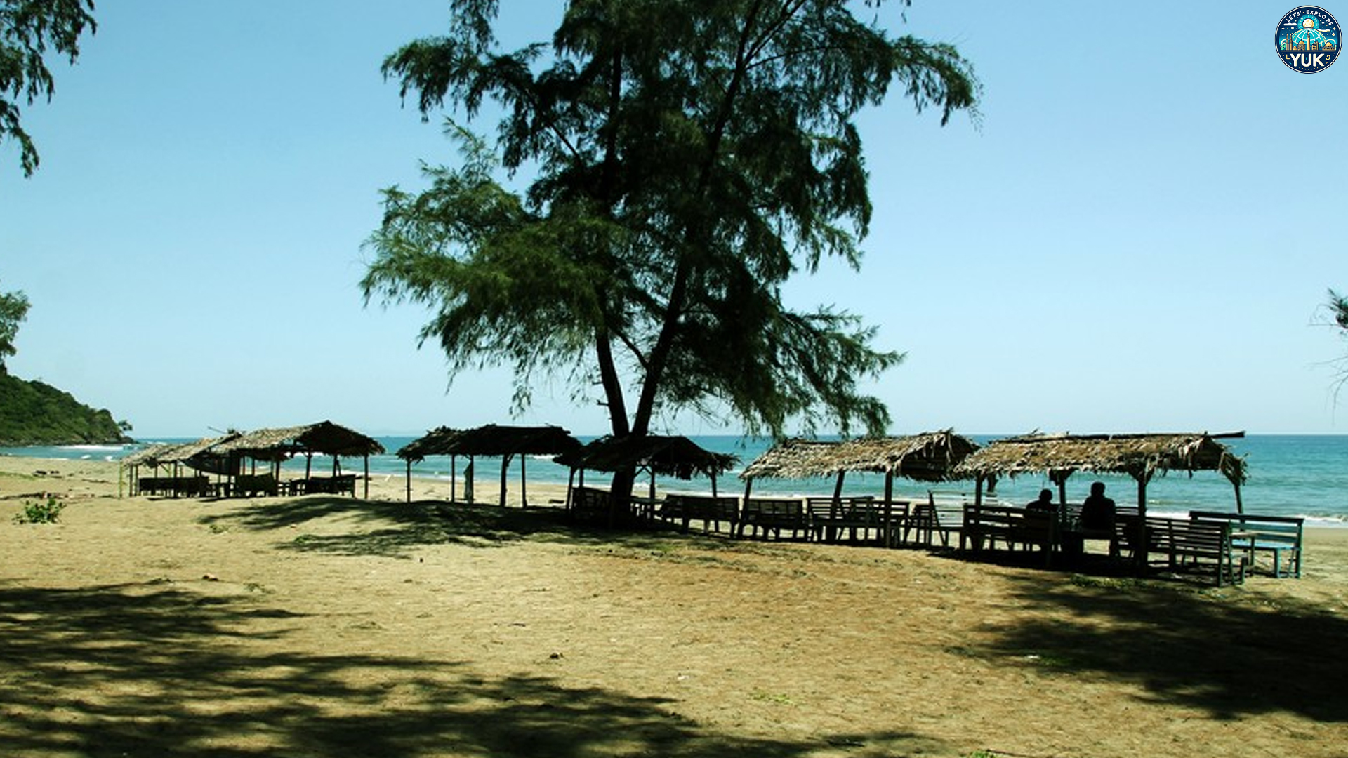 Pantai Ujong Batee dan 3 Keunikan Alam yang Bikin Betah
