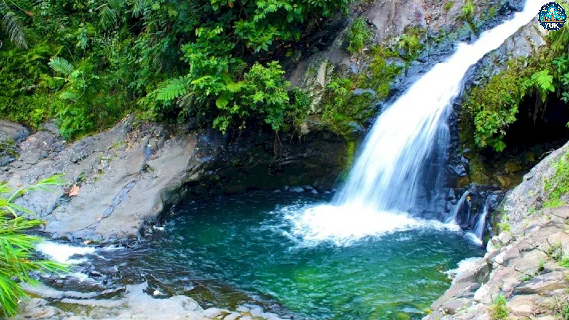 Menikmati Air Jernih dan Panorama Cantik di Lubuk Tampuruang