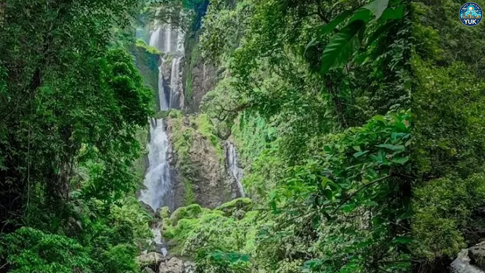 Curug Telu: Menyusuri Pesona Air Terjun Tiga yang Menawan