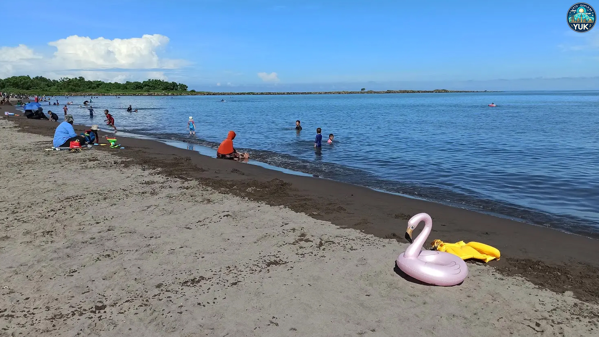 Mengungkap 5 Pesona Tersembunyi Pantai Tanjung Bayang