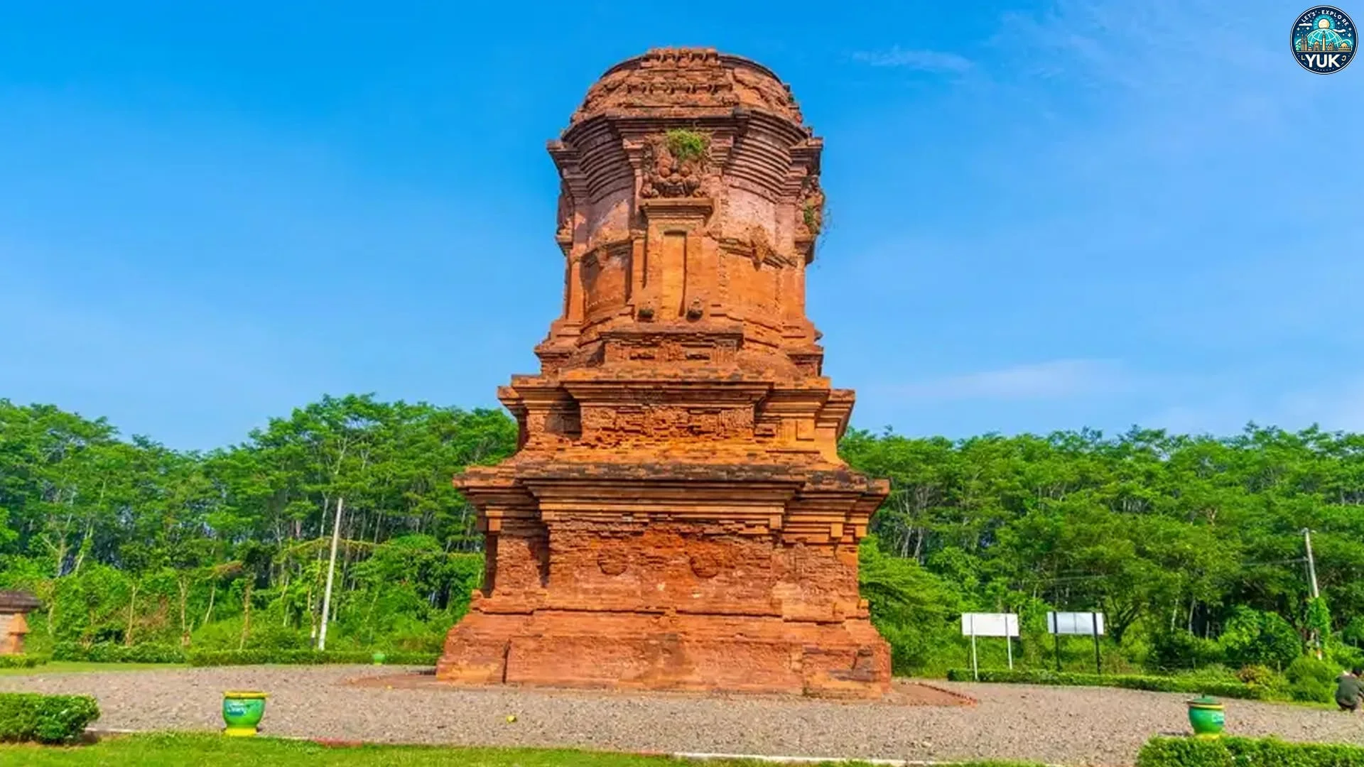 Mengungkap Candi Jabung yang Memikat Hati Wisatawan