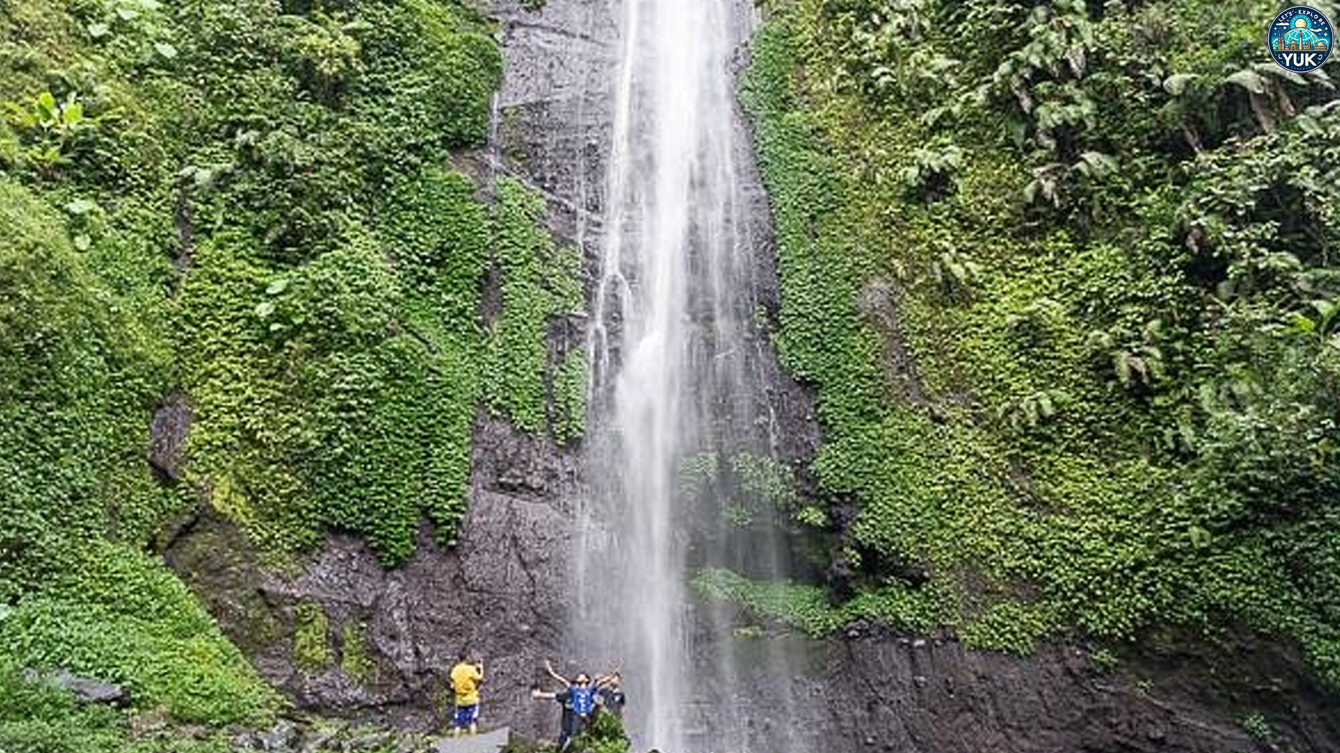 Nikmati Sensasi Petualangan Menuju Curug Cibeureum Sukabumi