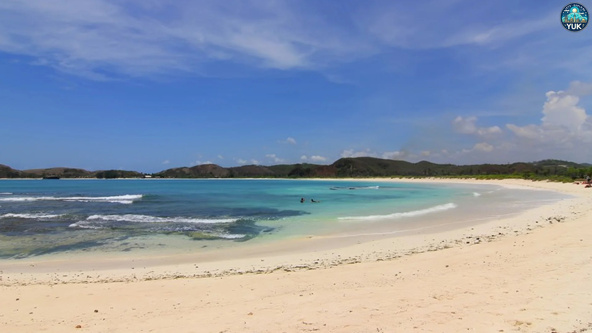 Kenapa Pantai Tanjung Aan Bisa Jadi Spot Liburan Paling Asik