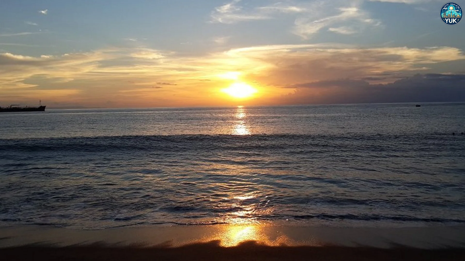 Pantai Ampenan: Menyatu dengan Alam di Tepi Laut Lombok