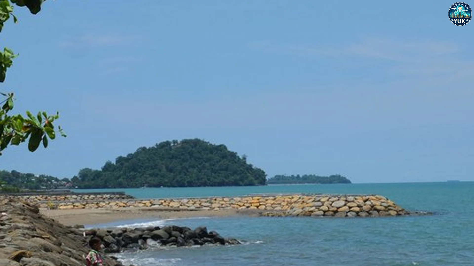 Taplau Pantai Padang Hits: 5 Alasan Wajib Dateng Malem Minggu