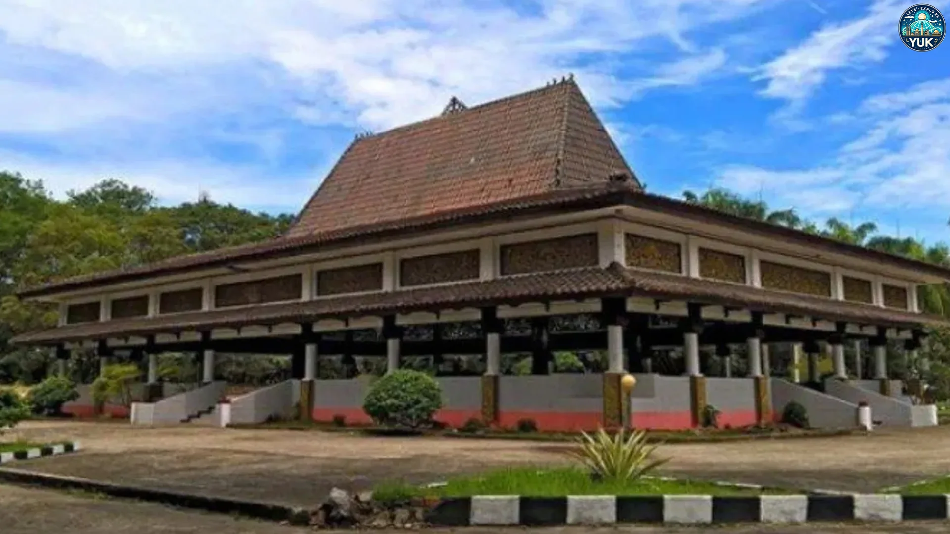 Taman Purbakala Sriwijaya Abad Kanal Kuno Masih Asri Banget