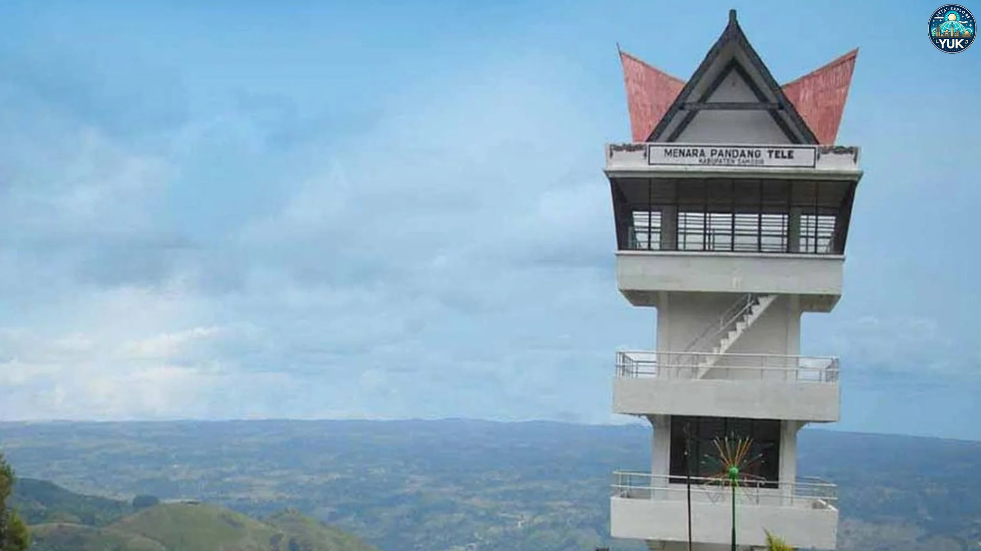 Menara Pandang Tele: Pemandangan Pegunungan Bikin Takjub