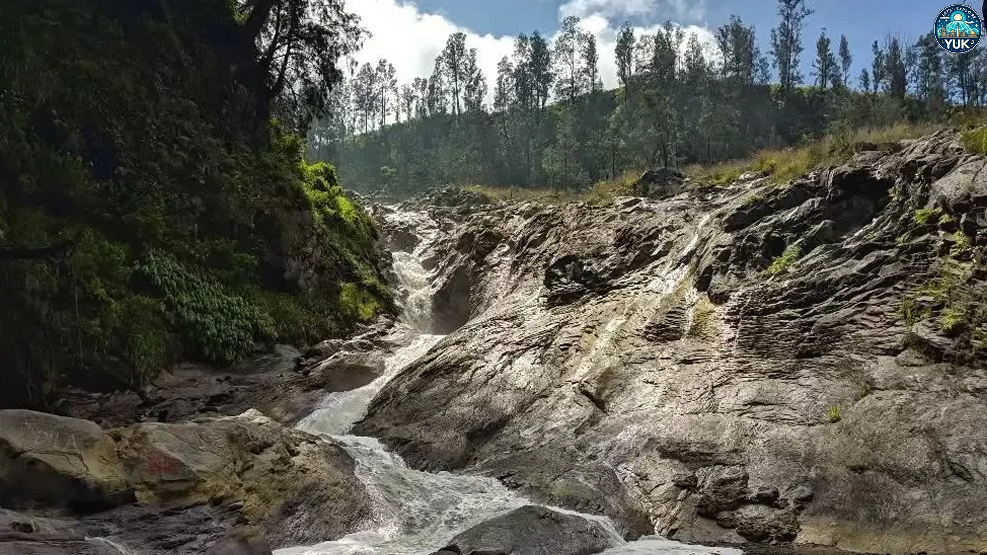 Aktivitas Seru Bisa Dilakukan Saat Berkunjung ke Air Terjun Kalipait