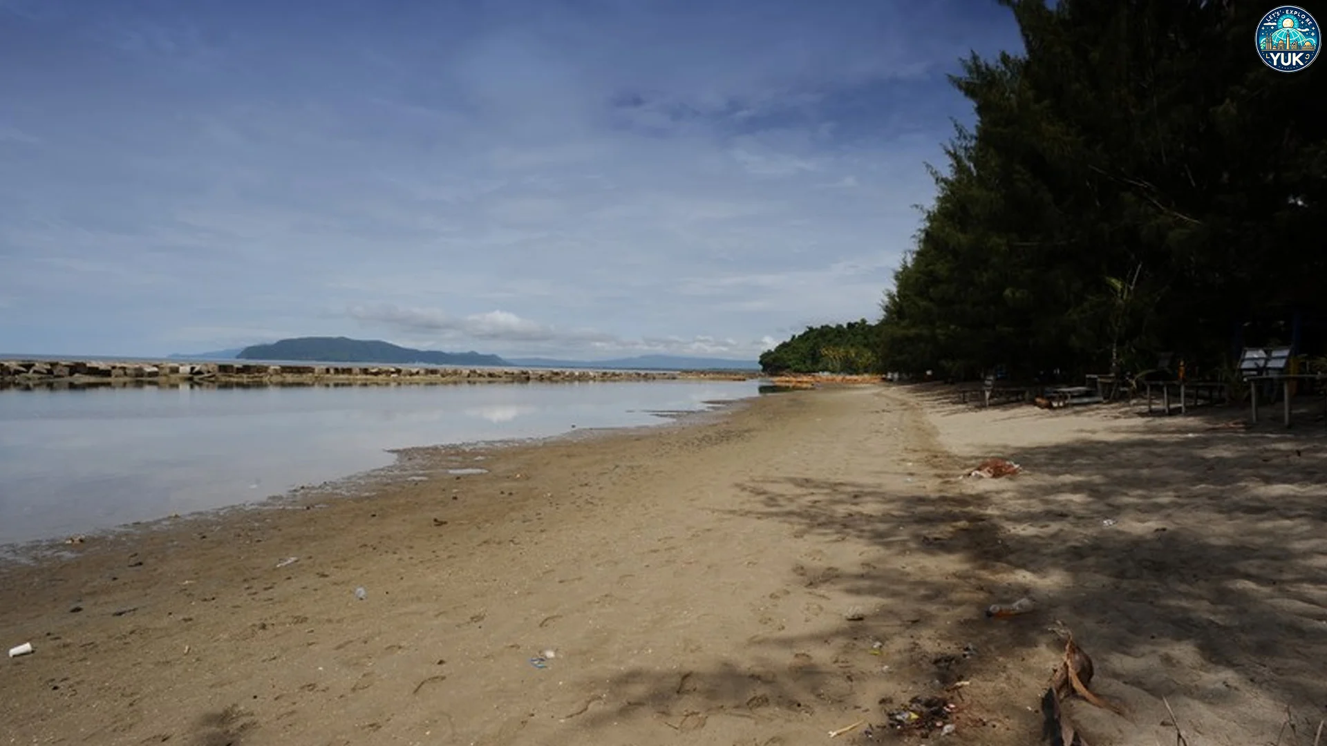 Hal Menarik di Pantai Hamadi Jayapura Wajib Dicoba Saat Liburan