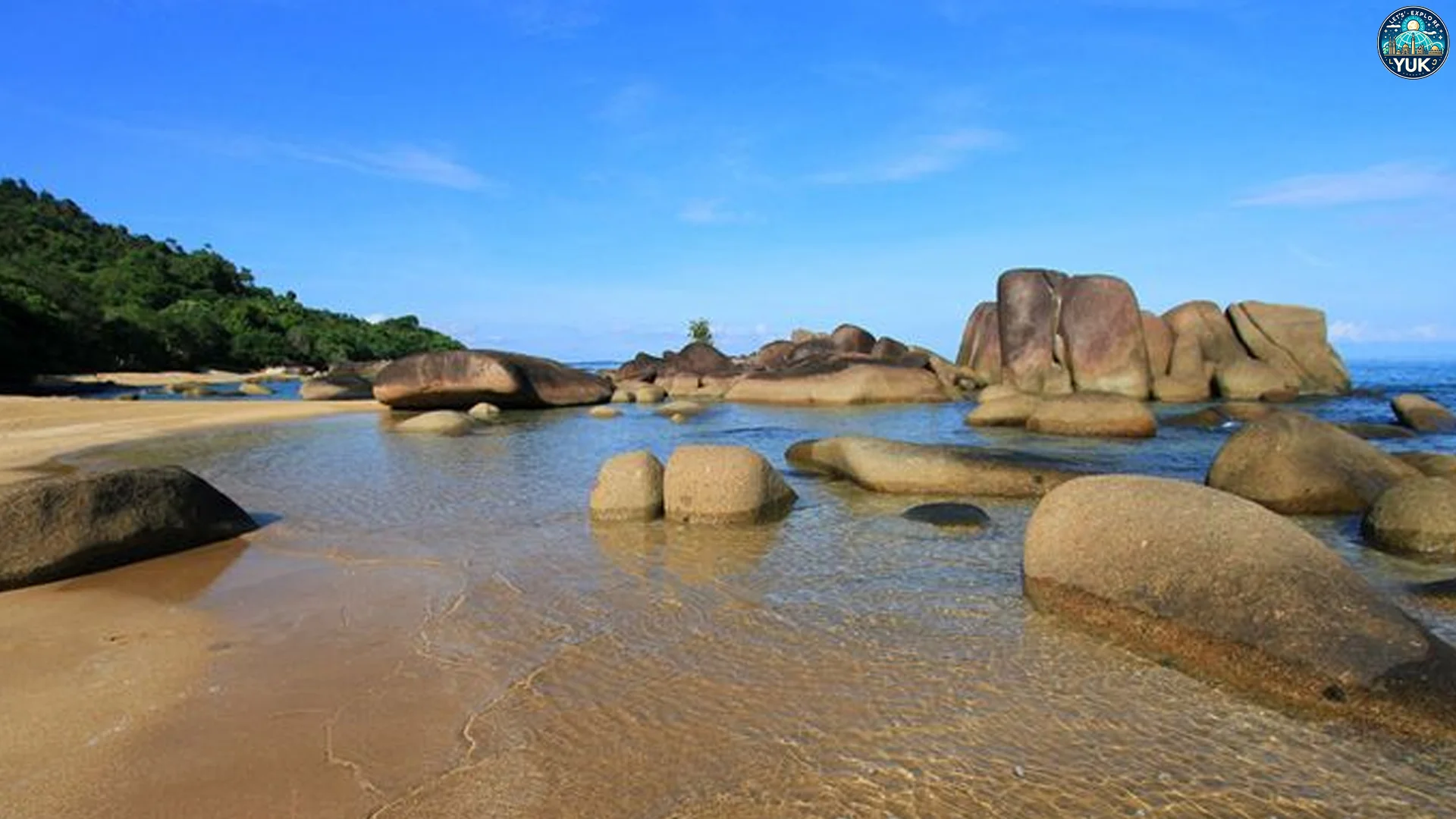Pantai Temajuk Bukan Cuma Pasir Putih Ini Buktinya