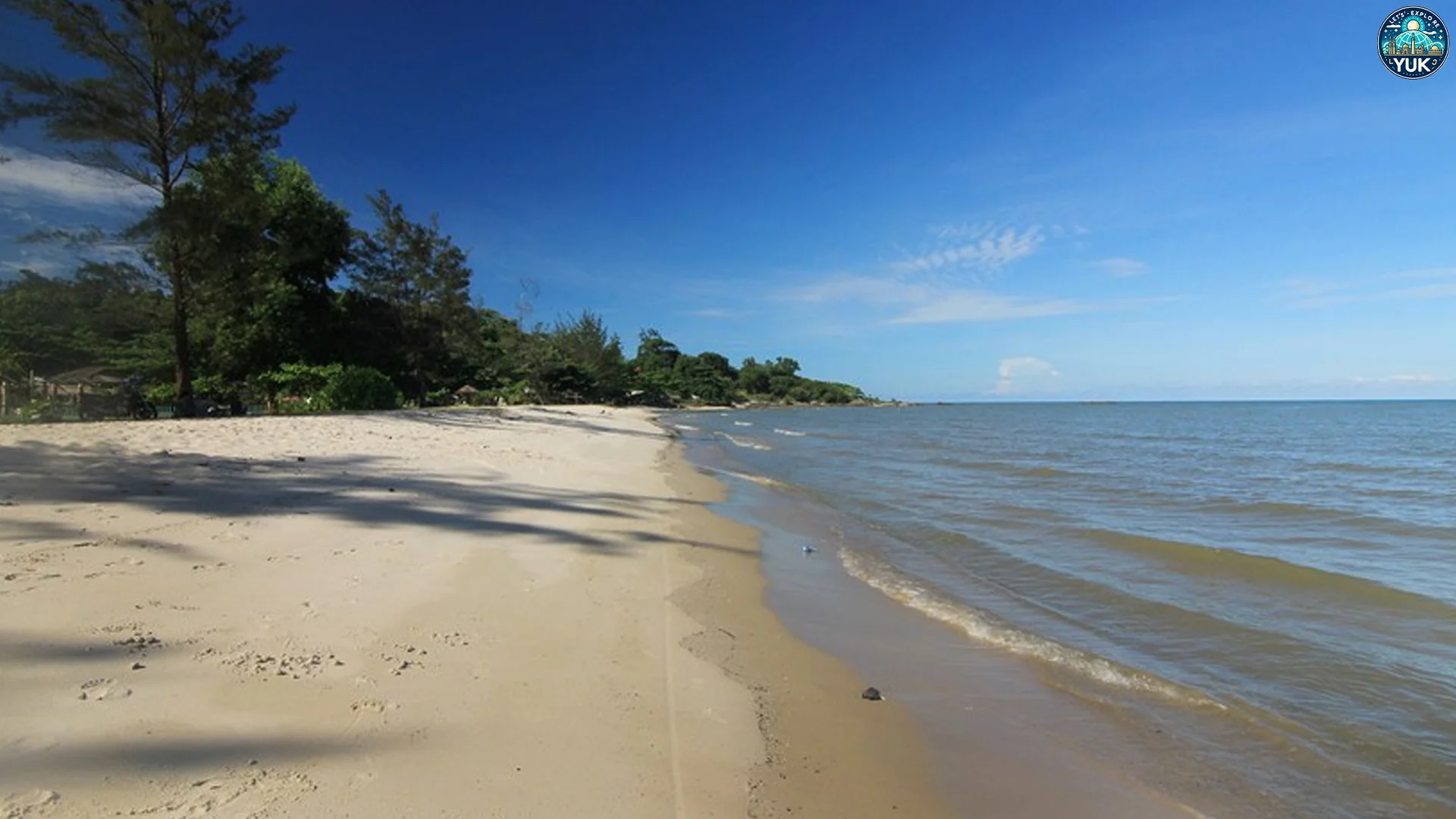 Mitos Penunggu Pantai Nyiur Melambai yang Melegenda