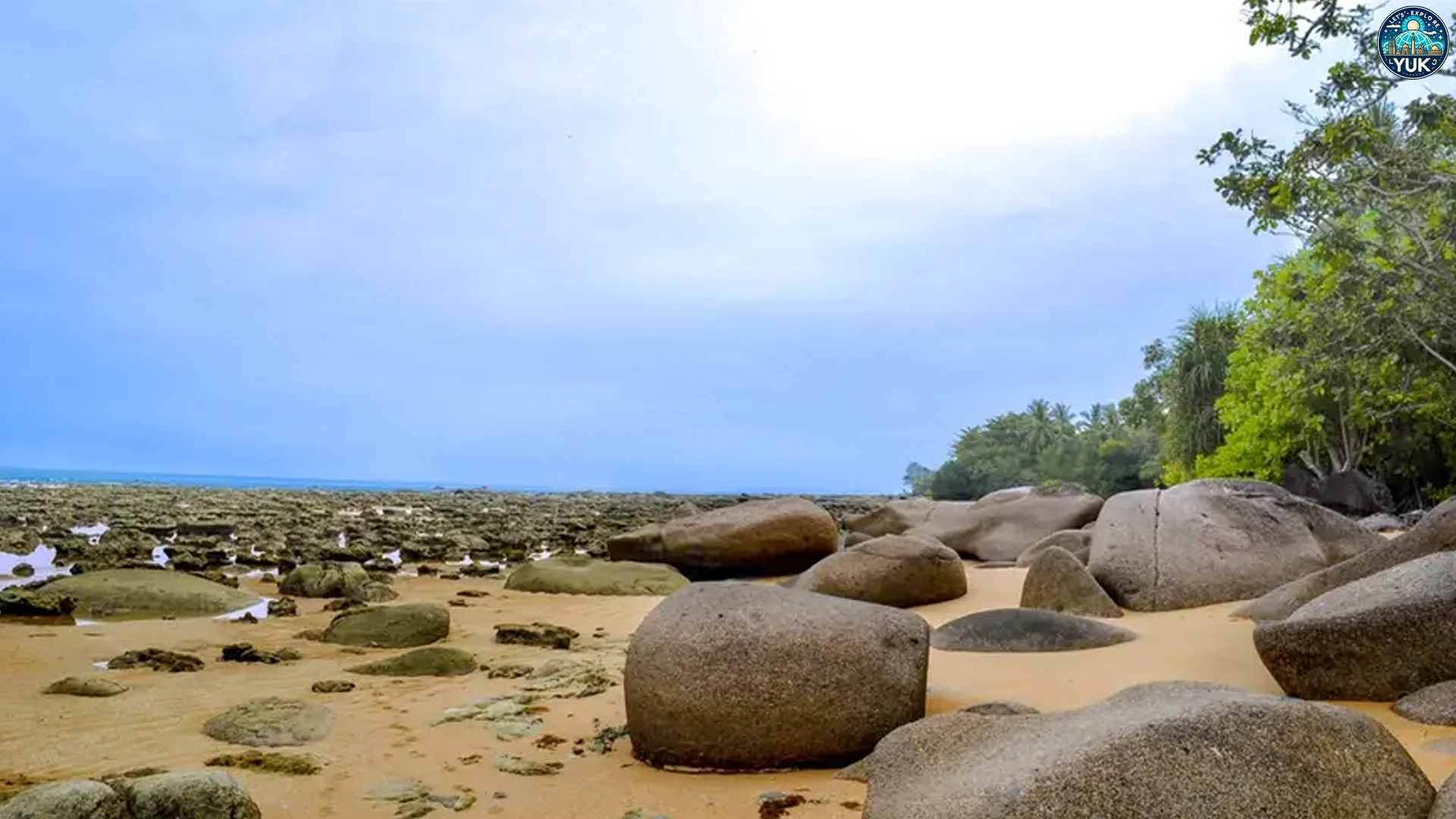 Pantai Temajuk Bukan Cuma Pasir Putih Ini Buktinya